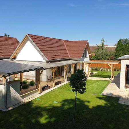 Villa Quality Wellness Dozmat Exteriér fotografie