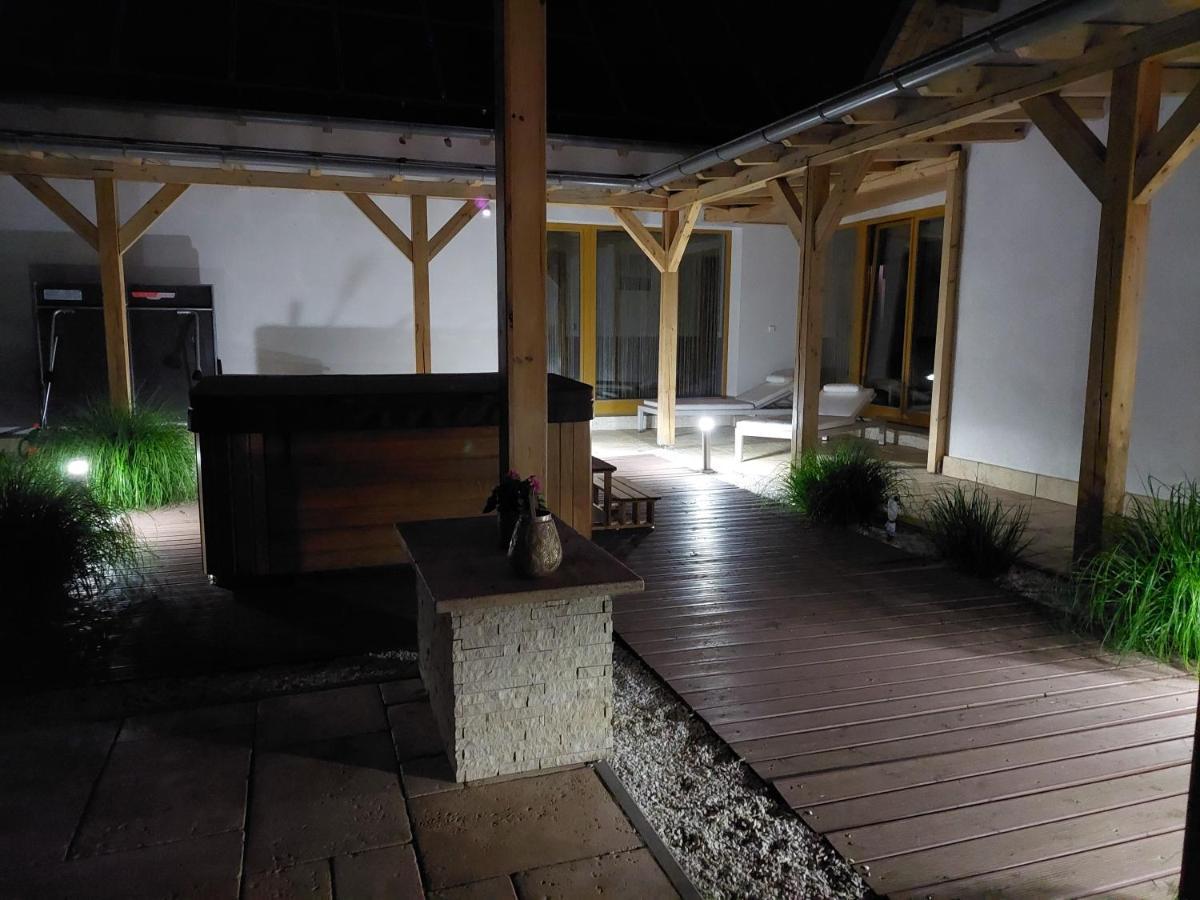 Villa Quality Wellness Dozmat Exteriér fotografie